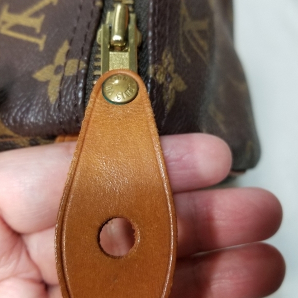 ***SOLD***Authentic Speedy 40 - Picture 6 of 16